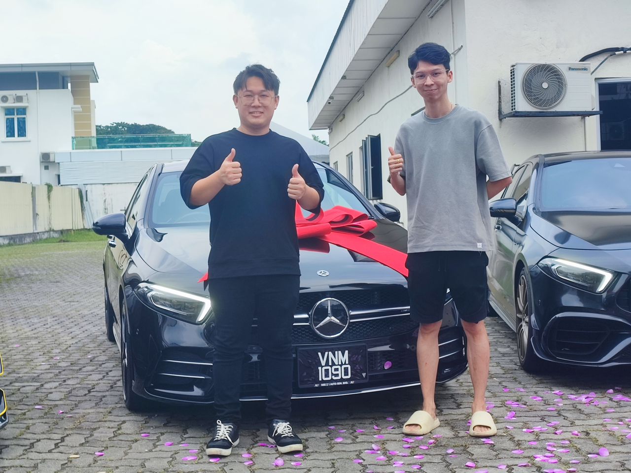 Sarah Tan - Mercedes A35